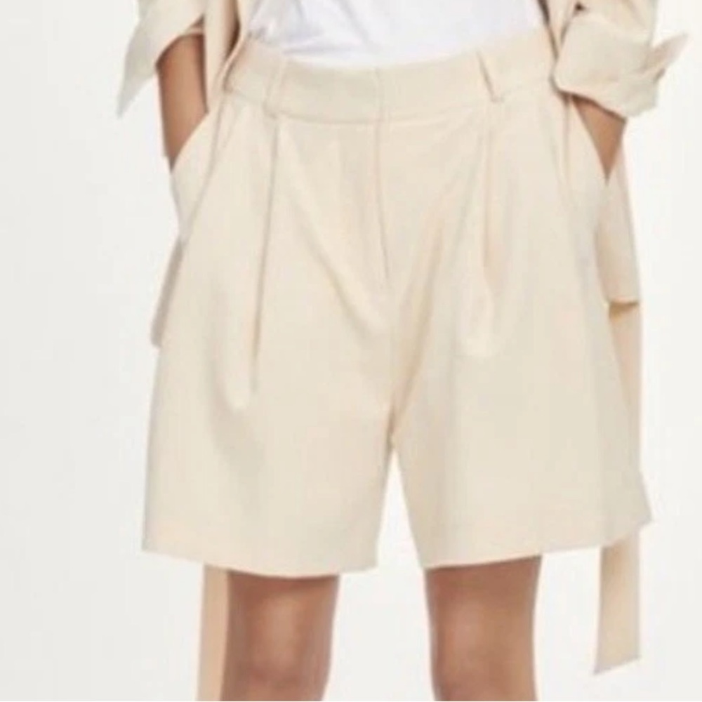 SAMSOE SAMSOE WOMENS LIKE NEW  soft pink dress Shorts MEDIUM